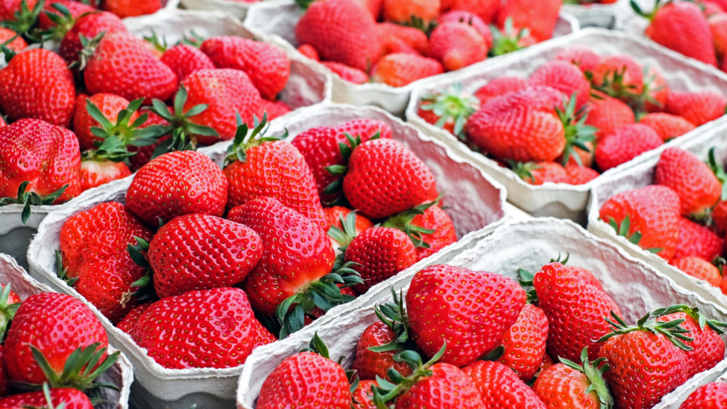 Strawberries boxes